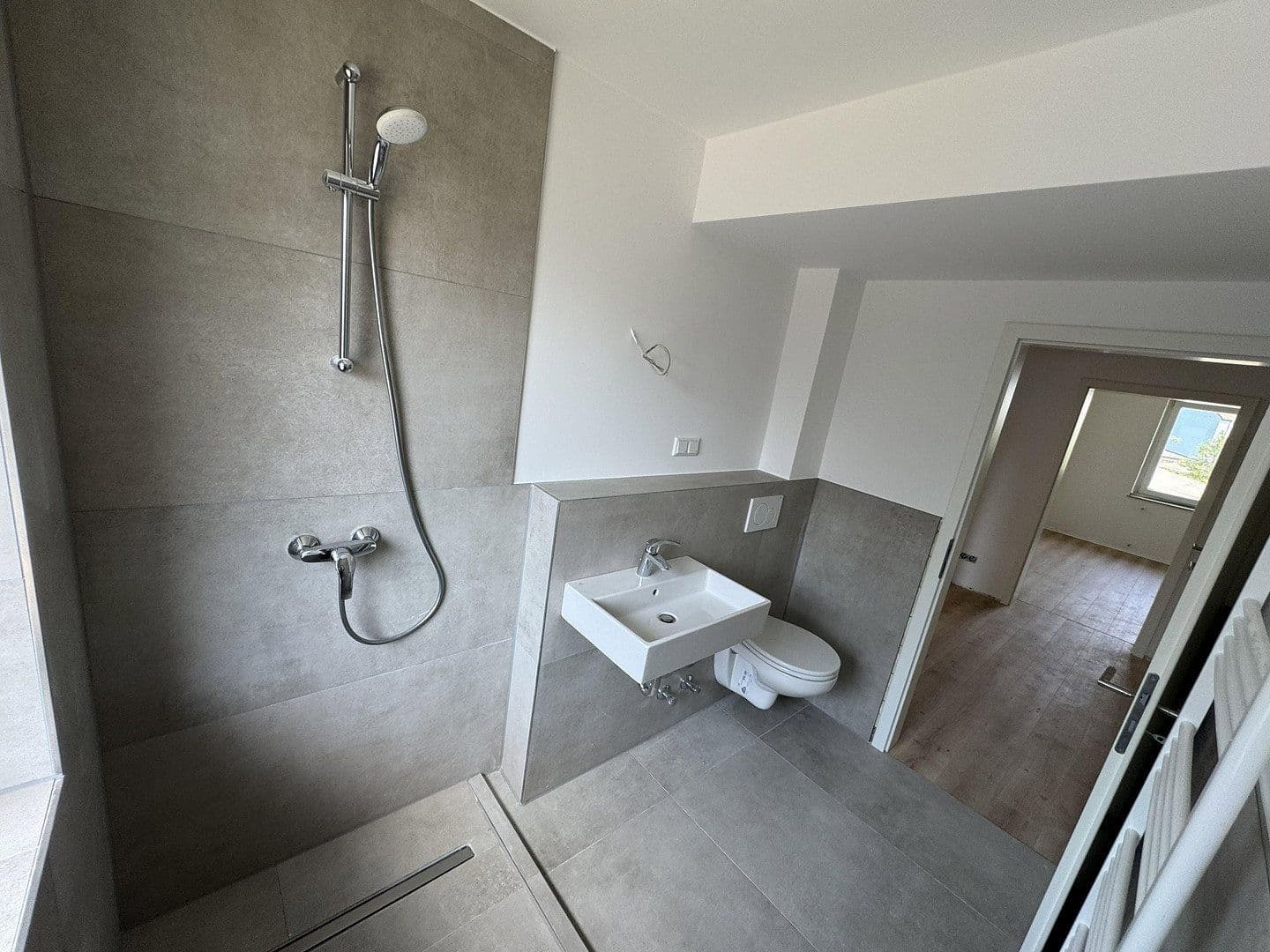 Prenájom bytu 2-izbový 67 m², Nikolausweg, Krefeld, Severné Porýnie - Westfálsko Prenájom bytu 2-izbový 67 m², Nikolausweg, Krefeld, Severné Porýnie - Westfálsko