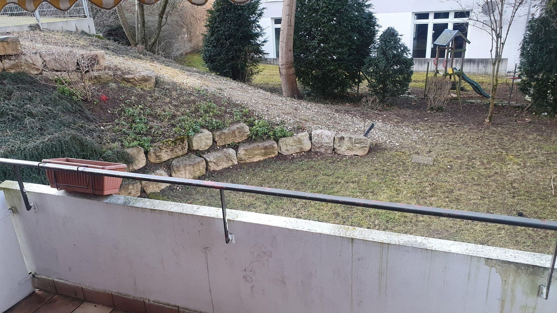 Prenájom bytu 3-izbový 75 m², Beethovenstraß,5, Esslingen am Neckar, Bádensko-Wurttembersko Prenájom bytu 3-izbový 75 m², Beethovenstraß,5, Esslingen am Neckar, Bádensko-Wurttembersko