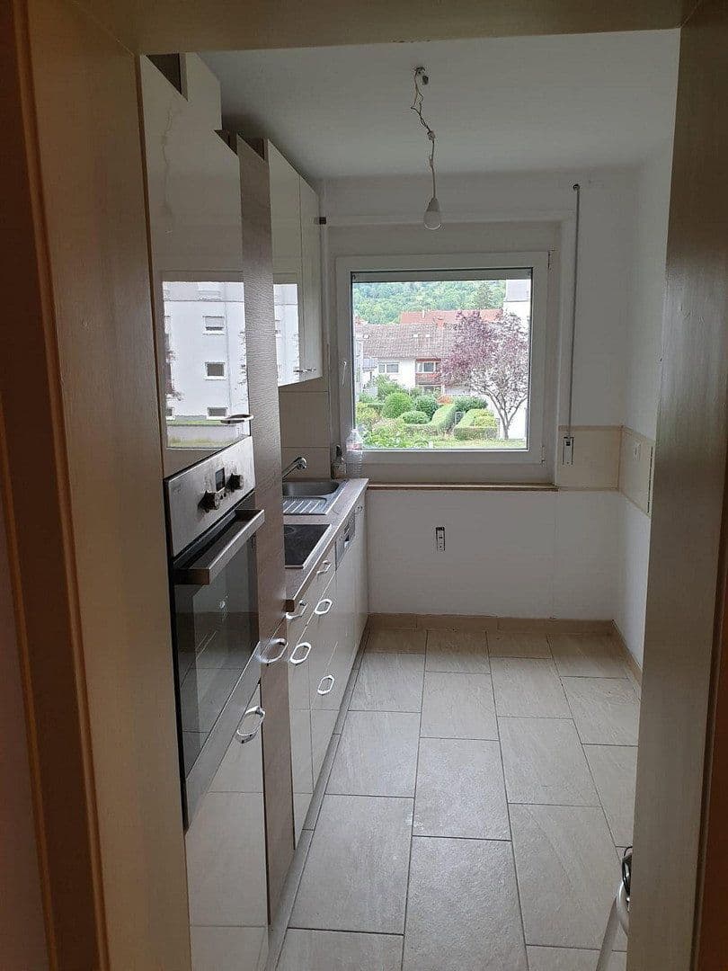 Prenájom bytu 3-izbový 75 m², Beethovenstraß,5, Esslingen am Neckar, Bádensko-Wurttembersko Prenájom bytu 3-izbový 75 m², Beethovenstraß,5, Esslingen am Neckar, Bádensko-Wurttembersko
