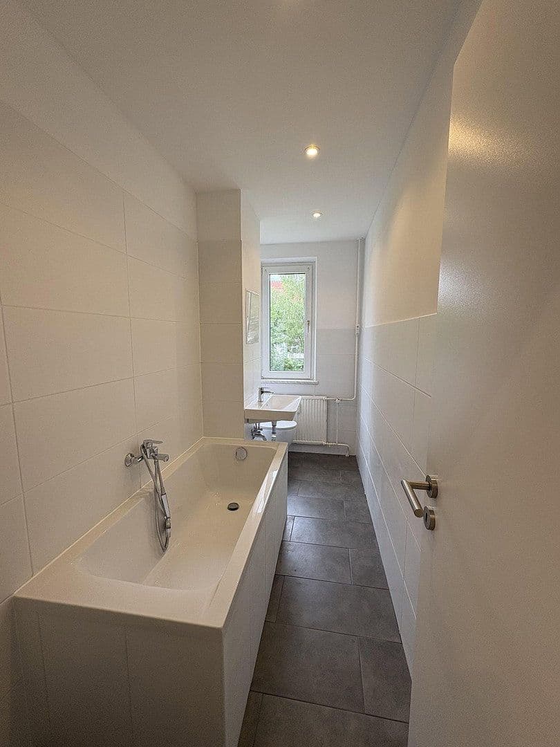 Prenájom bytu 3-izbový 62 m², Straße der DSF 32, Güstrow, Meklenbursko-Predpomoransko Prenájom bytu 3-izbový 62 m², Straße der DSF 32, Güstrow, Meklenbursko-Predpomoransko