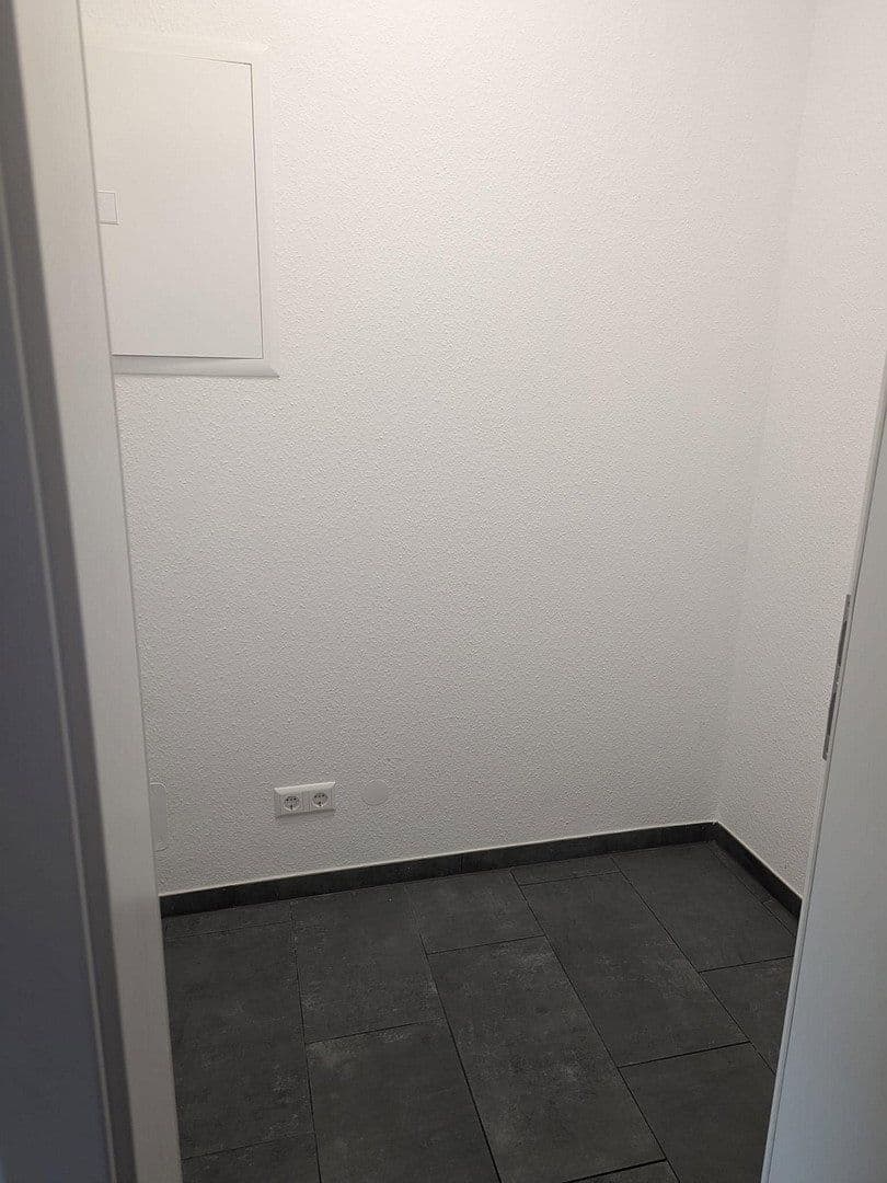 Prenájom bytu 2-izbový 63 m², Kirchheim am Neckar, Bádensko-Wurttembersko Prenájom bytu 2-izbový 63 m², Kirchheim am Neckar, Bádensko-Wurttembersko