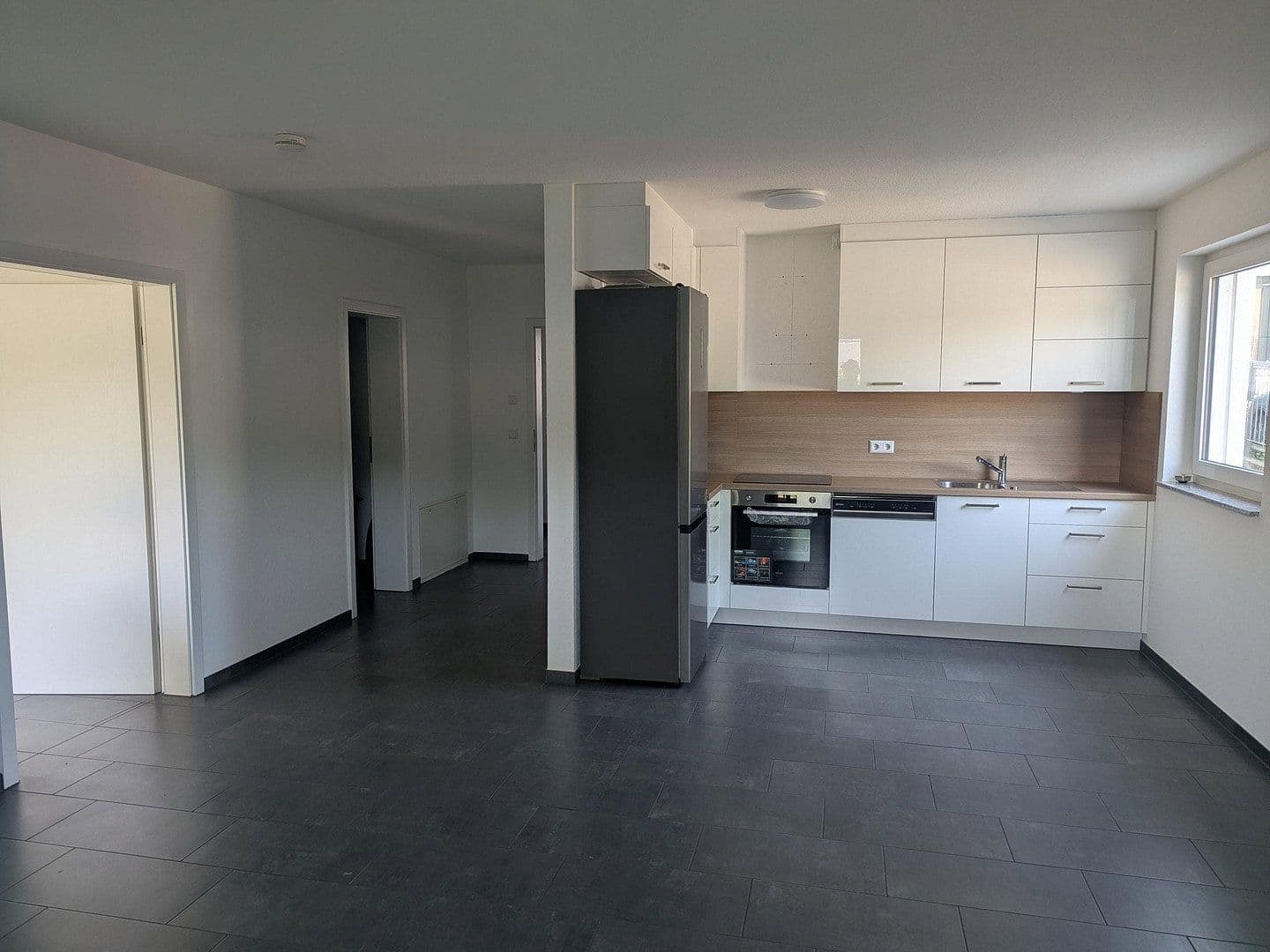 Prenájom bytu 2-izbový 63 m², Kirchheim am Neckar, Bádensko-Wurttembersko Prenájom bytu 2-izbový 63 m², Kirchheim am Neckar, Bádensko-Wurttembersko