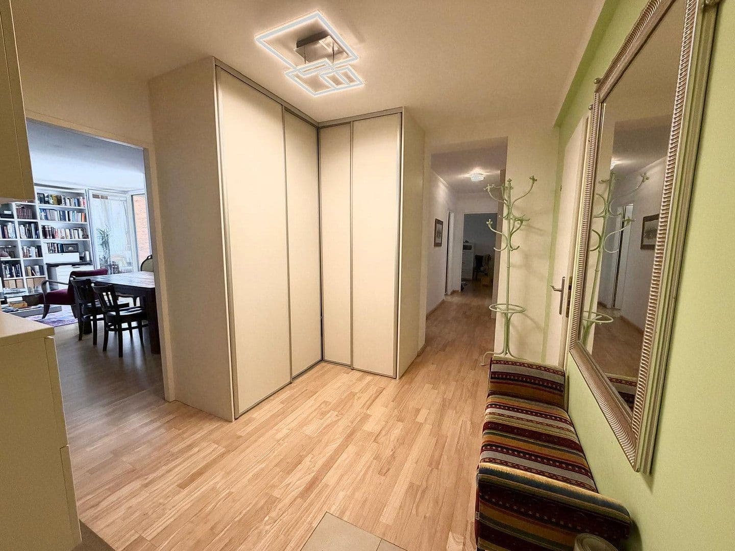 Predaj bytu 3-izbový 89 m², Wien, Viedeň Predaj bytu 3-izbový 89 m², Wien, Viedeň