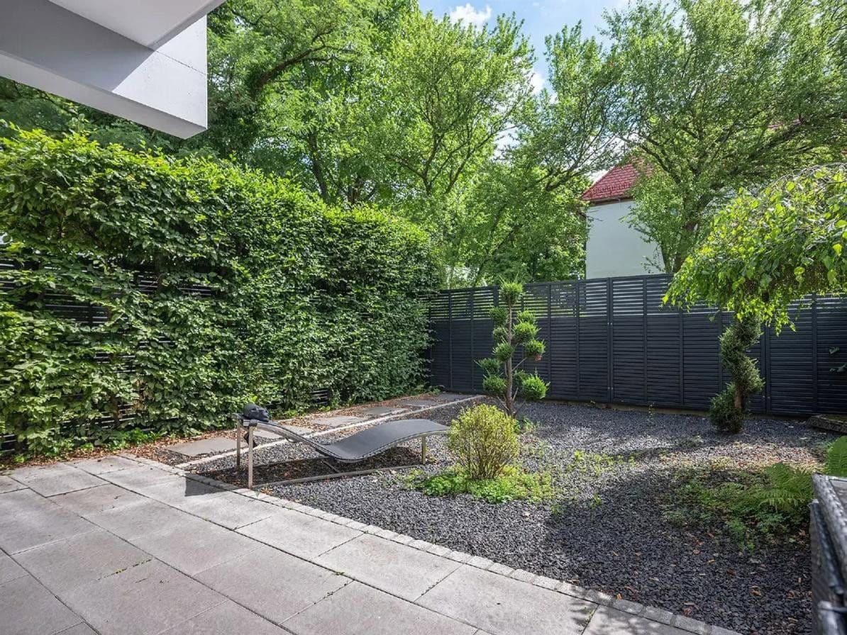 Prenájom bytu 2-izbový 56 m², München, Bavorsko Prenájom bytu 2-izbový 56 m², München, Bavorsko