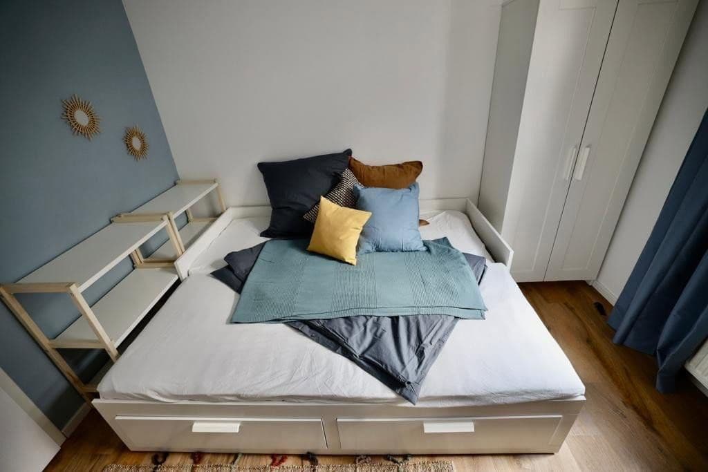 Prenájom bytu 4-izbový 10 m², Gumbertstr 97, Düsseldorf, Severné Porýnie - Westfálsko Prenájom bytu 4-izbový 10 m², Gumbertstr 97, Düsseldorf, Severné Porýnie - Westfálsko