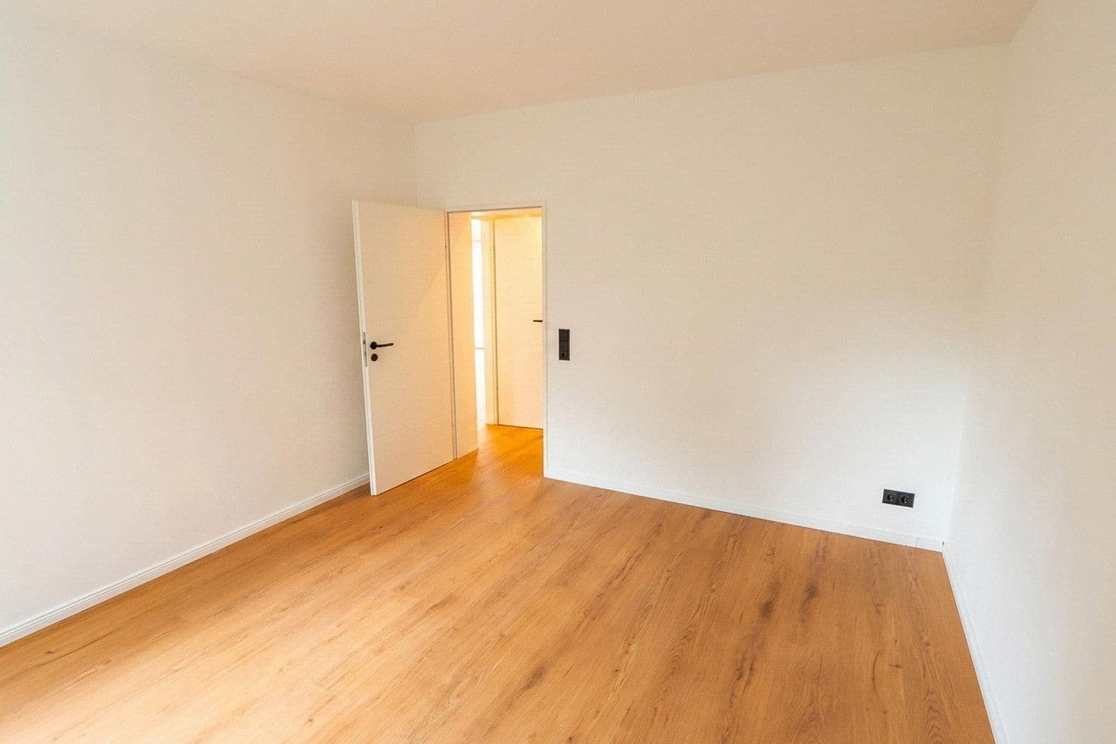 Prenájom bytu 2-izbový 74 m², Am Tyrol 25, Iserlohn, Severné Porýnie - Westfálsko Prenájom bytu 2-izbový 74 m², Am Tyrol 25, Iserlohn, Severné Porýnie - Westfálsko