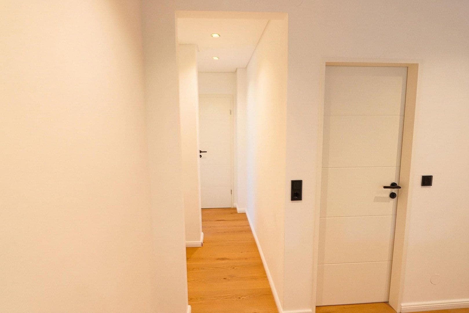 Prenájom bytu 2-izbový 74 m², Am Tyrol 25, Iserlohn, Severné Porýnie - Westfálsko Prenájom bytu 2-izbový 74 m², Am Tyrol 25, Iserlohn, Severné Porýnie - Westfálsko