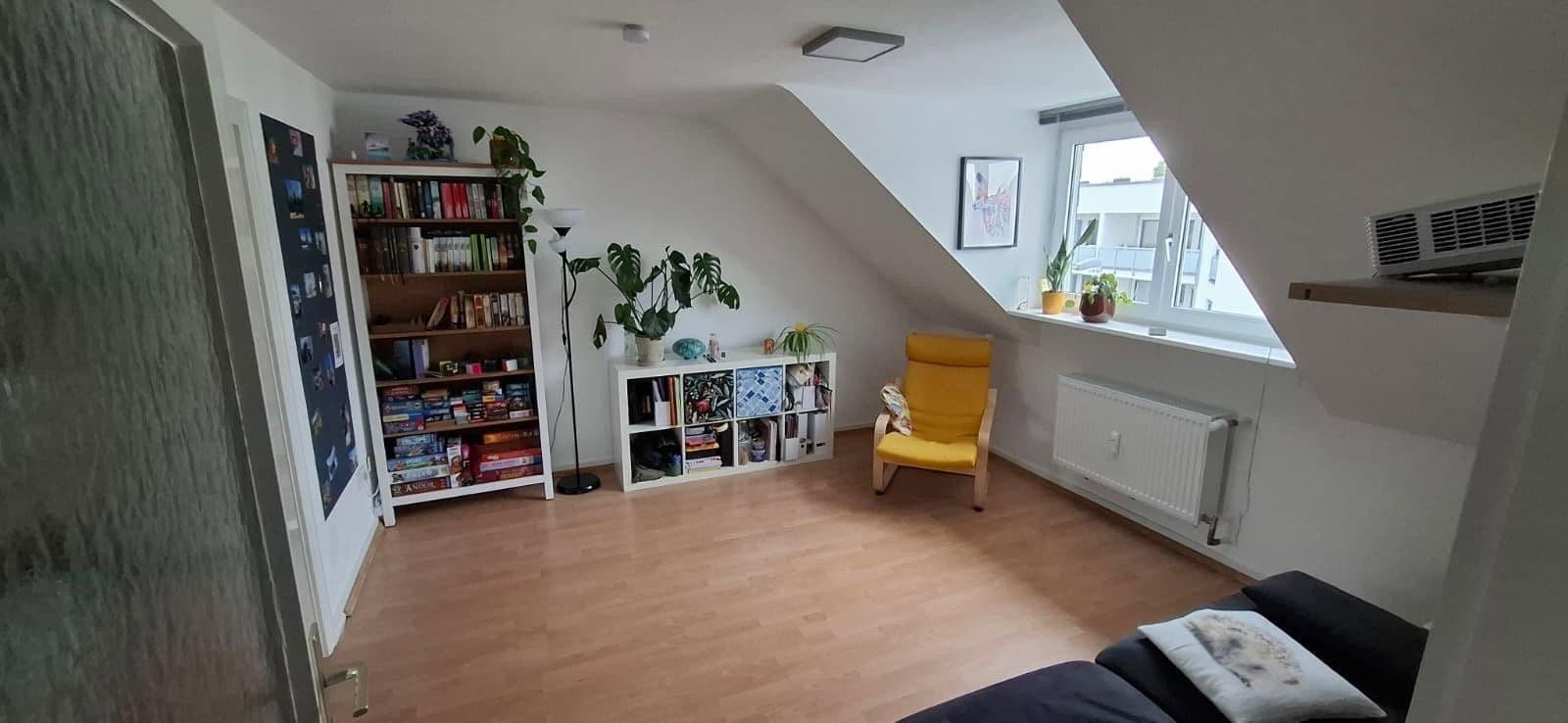 Prenájom bytu 3-izbový 56 m², Antoninusstraße 39, Frankfurt am Main, Hesensko Prenájom bytu 3-izbový 56 m², Antoninusstraße 39, Frankfurt am Main, Hesensko