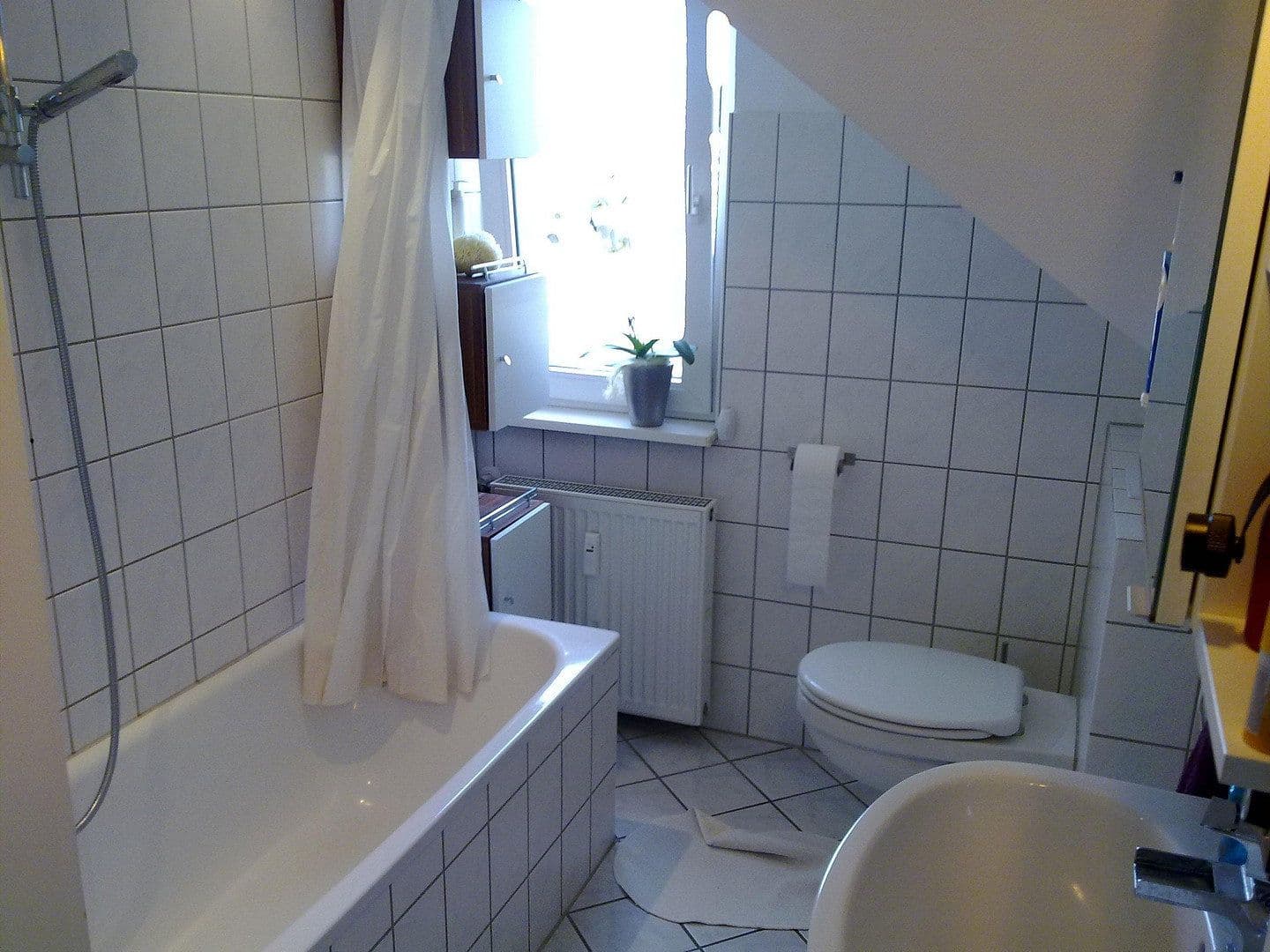 Prenájom bytu 3-izbový 56 m², Antoninusstraße 39, Frankfurt am Main, Hesensko Prenájom bytu 3-izbový 56 m², Antoninusstraße 39, Frankfurt am Main, Hesensko