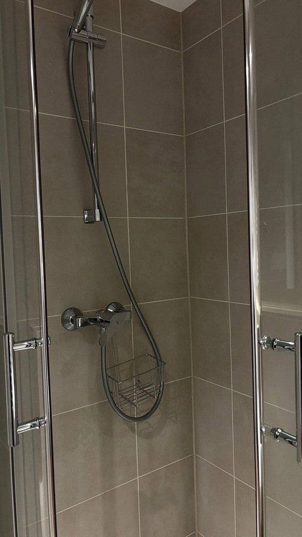 Prenájom bytu 1-izbový 28 m², Arcostr 10, Berlin, Berlín Prenájom bytu 1-izbový 28 m², Arcostr 10, Berlin, Berlín