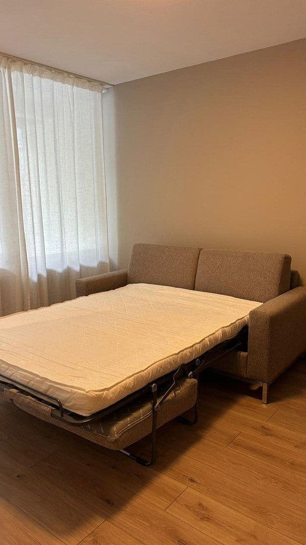 Prenájom bytu 1-izbový 28 m², Arcostr 10, Berlin, Berlín Prenájom bytu 1-izbový 28 m², Arcostr 10, Berlin, Berlín