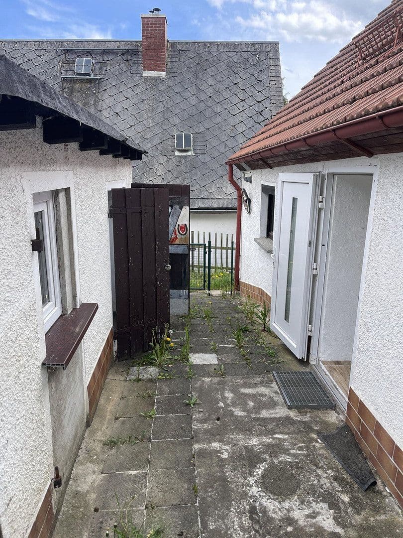 Prenájom domu 85 m², pozemek 368 m², Großschirma, Sasko Prenájom domu 85 m², pozemek 368 m², Großschirma, Sasko