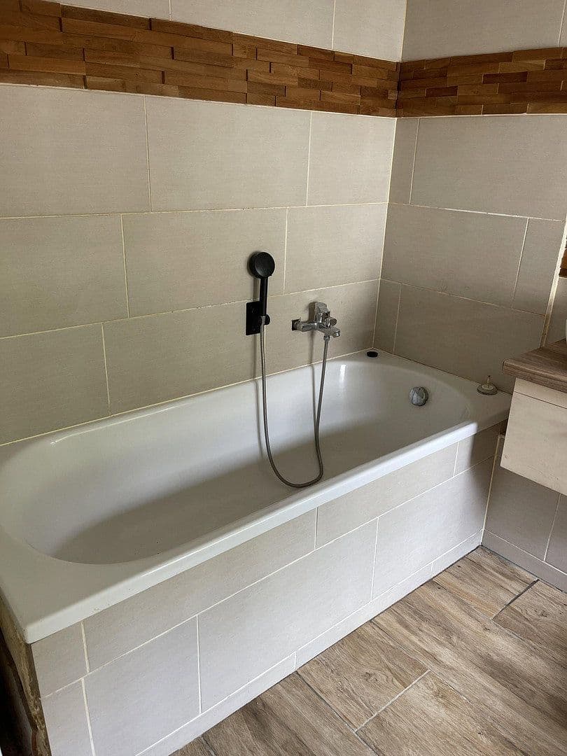 Prenájom domu 85 m², pozemek 368 m², Großschirma, Sasko Prenájom domu 85 m², pozemek 368 m², Großschirma, Sasko