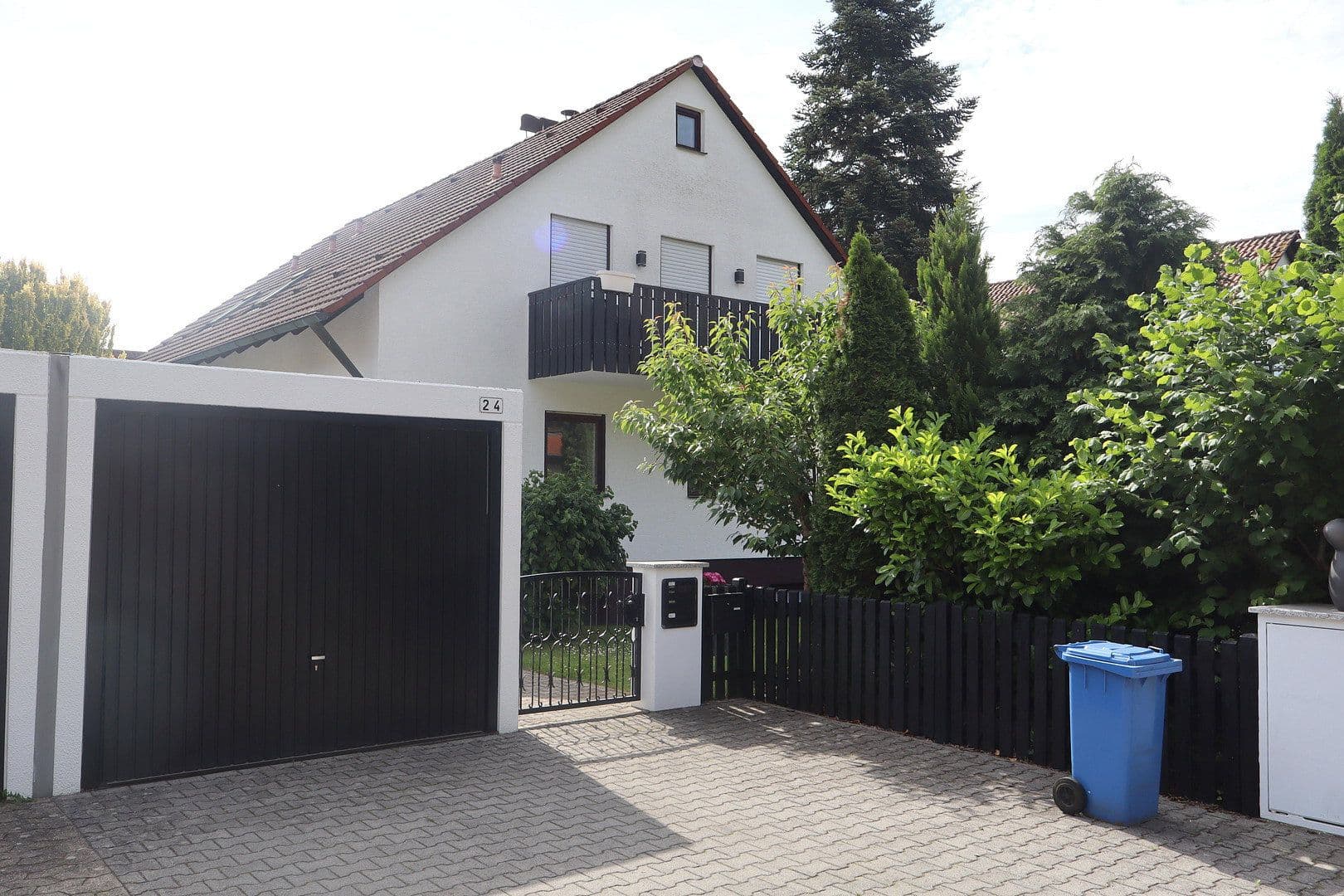 Prenájom bytu 4-izbový 114 m², Fürth, Bavorsko Prenájom bytu 4-izbový 114 m², Fürth, Bavorsko
