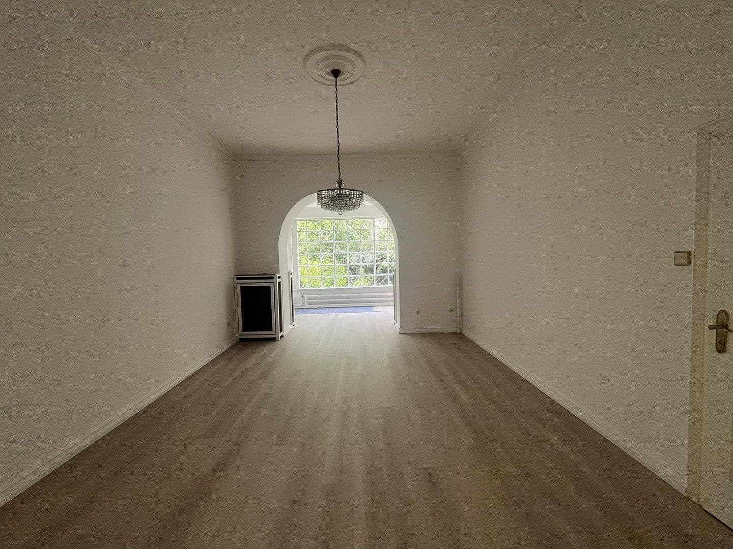Prenájom bytu 5-izbový 155 m², Körnerstr.18, Offenbach, Hesensko Prenájom bytu 5-izbový 155 m², Körnerstr.18, Offenbach, Hesensko