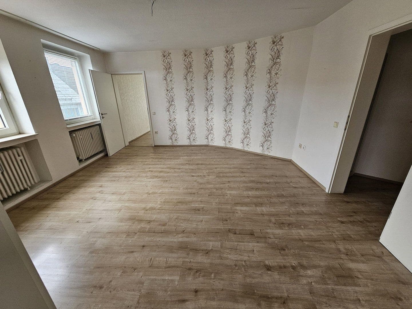 Prenájom bytu 3-izbový 85 m², Wittener Straße 35, Castrop-Rauxel, Severné Porýnie - Westfálsko Prenájom bytu 3-izbový 85 m², Wittener Straße 35, Castrop-Rauxel, Severné Porýnie - Westfálsko