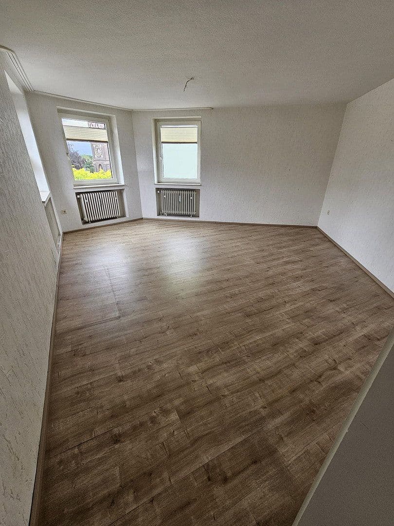 Prenájom bytu 3-izbový 85 m², Wittener Straße 35, Castrop-Rauxel, Severné Porýnie - Westfálsko Prenájom bytu 3-izbový 85 m², Wittener Straße 35, Castrop-Rauxel, Severné Porýnie - Westfálsko