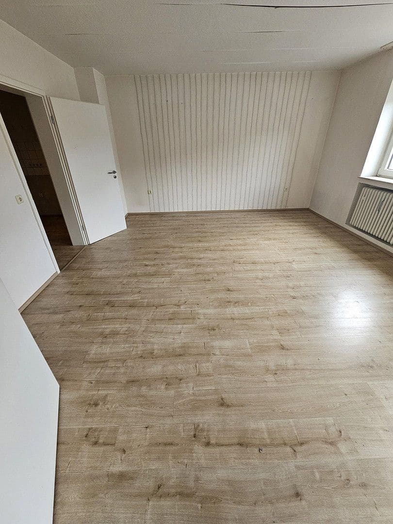 Prenájom bytu 3-izbový 85 m², Wittener Straße 35, Castrop-Rauxel, Severné Porýnie - Westfálsko Prenájom bytu 3-izbový 85 m², Wittener Straße 35, Castrop-Rauxel, Severné Porýnie - Westfálsko