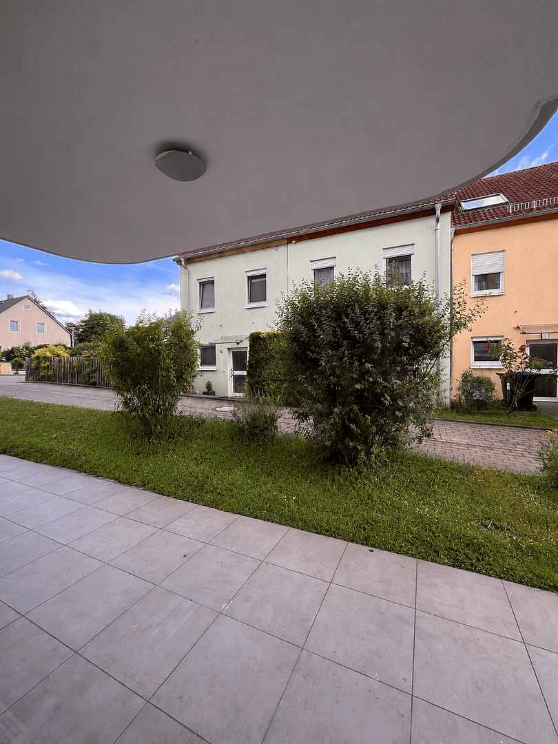Prenájom bytu 2-izbový 62 m², An der Post 13, Weinböhla, Sasko Prenájom bytu 2-izbový 62 m², An der Post 13, Weinböhla, Sasko