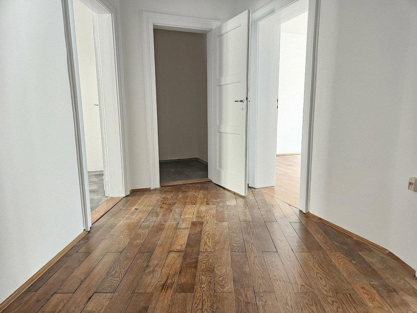 Prenájom bytu 2-izbový 71 m², Franziskaner Straße 3, München, Bavorsko Prenájom bytu 2-izbový 71 m², Franziskaner Straße 3, München, Bavorsko