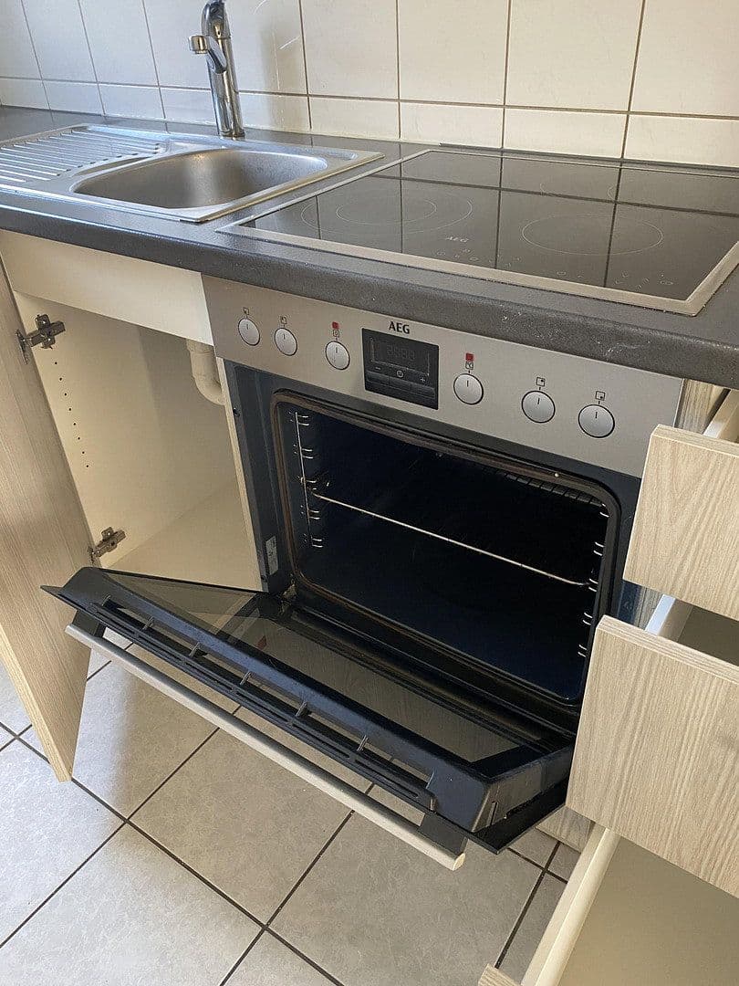 Prenájom bytu 3-izbový 63 m², Bergisch Gladbach, Severné Porýnie - Westfálsko Prenájom bytu 3-izbový 63 m², Bergisch Gladbach, Severné Porýnie - Westfálsko