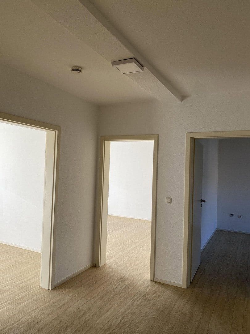 Prenájom bytu 3-izbový 63 m², Bergisch Gladbach, Severné Porýnie - Westfálsko Prenájom bytu 3-izbový 63 m², Bergisch Gladbach, Severné Porýnie - Westfálsko