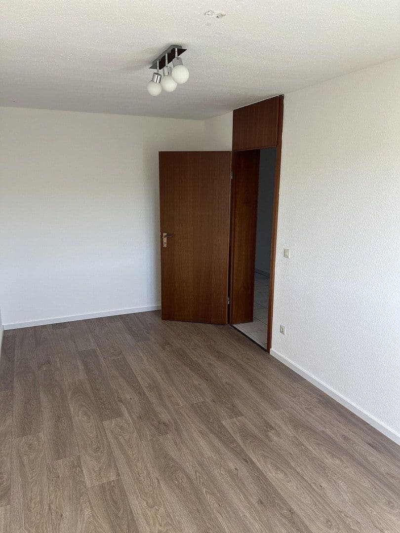 Predaj bytu 4-izbový 119 m², Weilimdorf, Bádensko-Wurttembersko Predaj bytu 4-izbový 119 m², Weilimdorf, Bádensko-Wurttembersko
