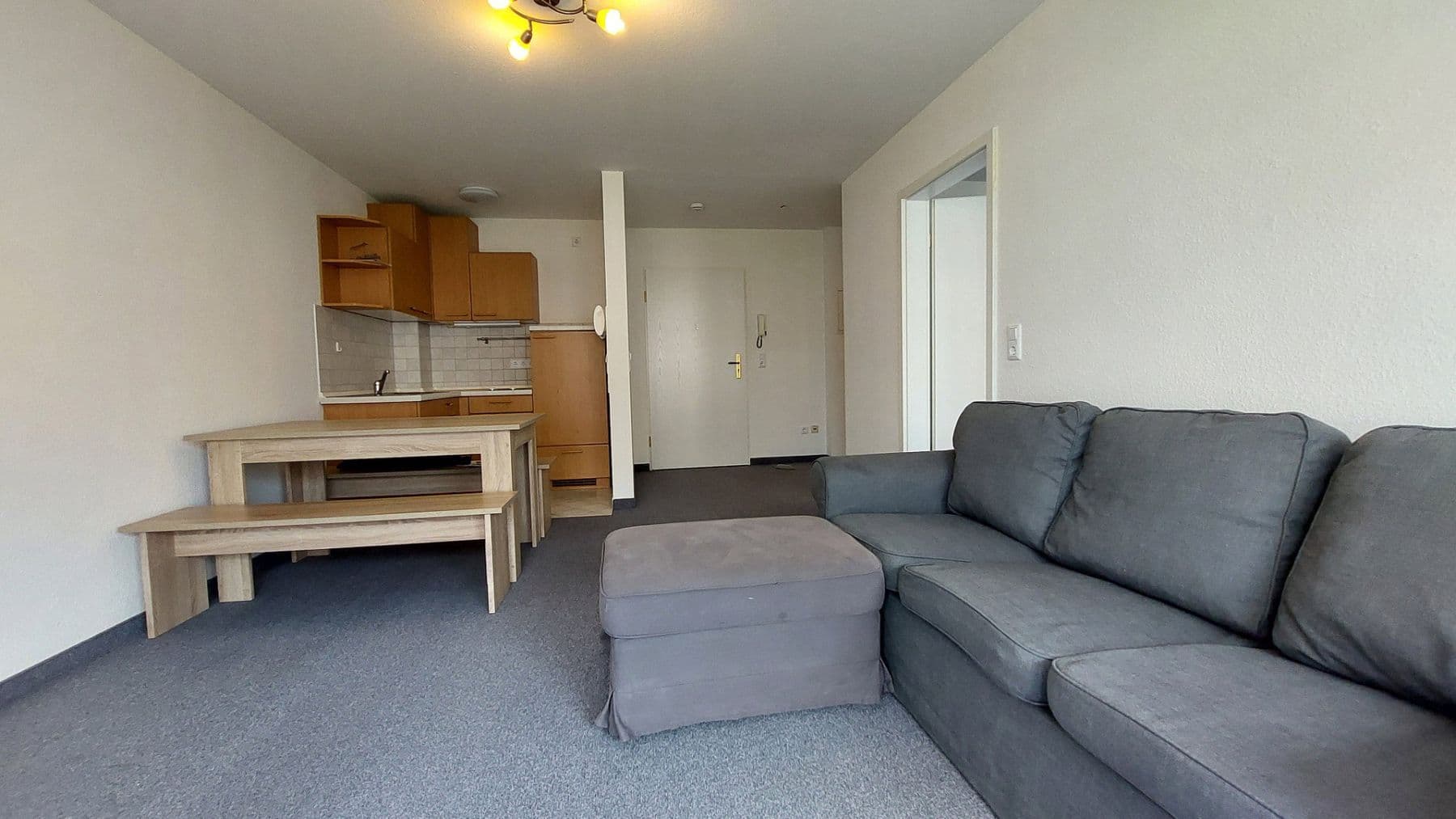 Prenájom bytu 2-izbový 42 m², Wieprechtstraße 63, Plavno, Sasko Prenájom bytu 2-izbový 42 m², Wieprechtstraße 63, Plavno, Sasko