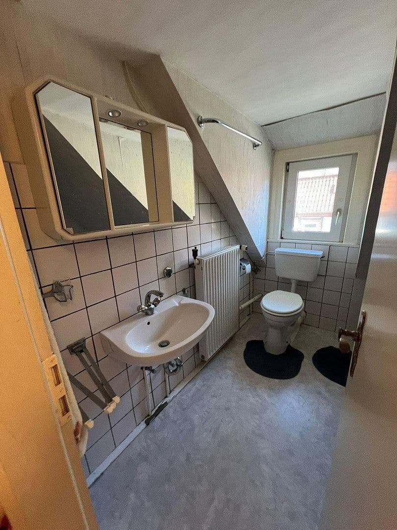 Prenájom bytu 4-izbový 123 m², Sorge 14, Clausthal-Zellerfeld, Dolné Sasko Prenájom bytu 4-izbový 123 m², Sorge 14, Clausthal-Zellerfeld, Dolné Sasko