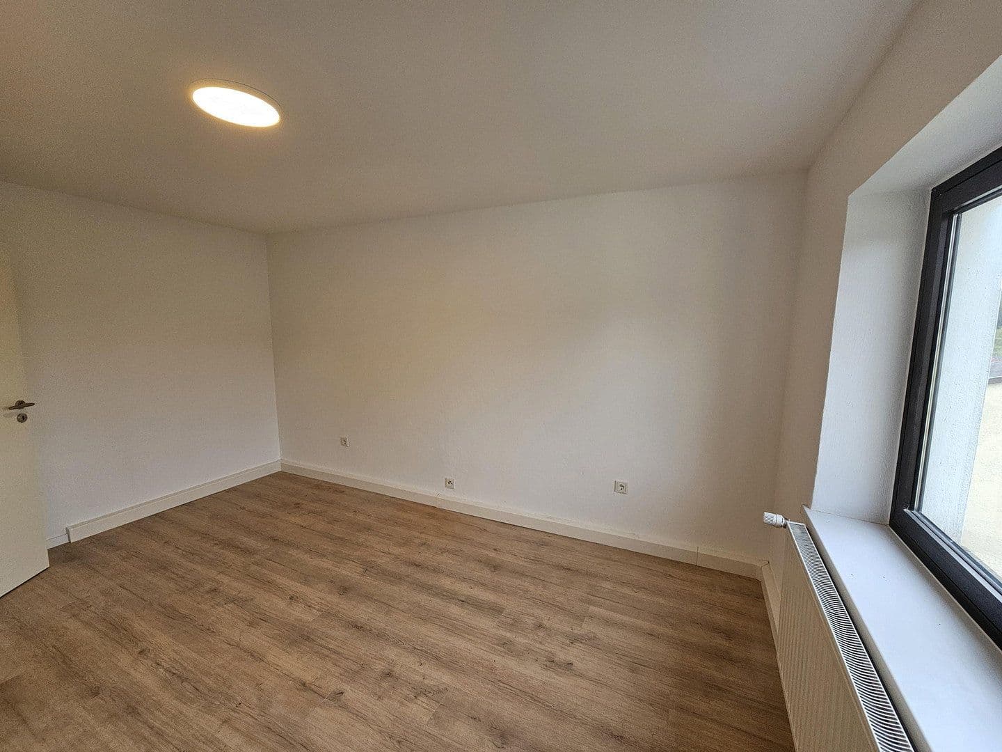 Prenájom bytu 3-izbový 62 m², Brückenstraße 26, Schiffweiler, Sársko Prenájom bytu 3-izbový 62 m², Brückenstraße 26, Schiffweiler, Sársko