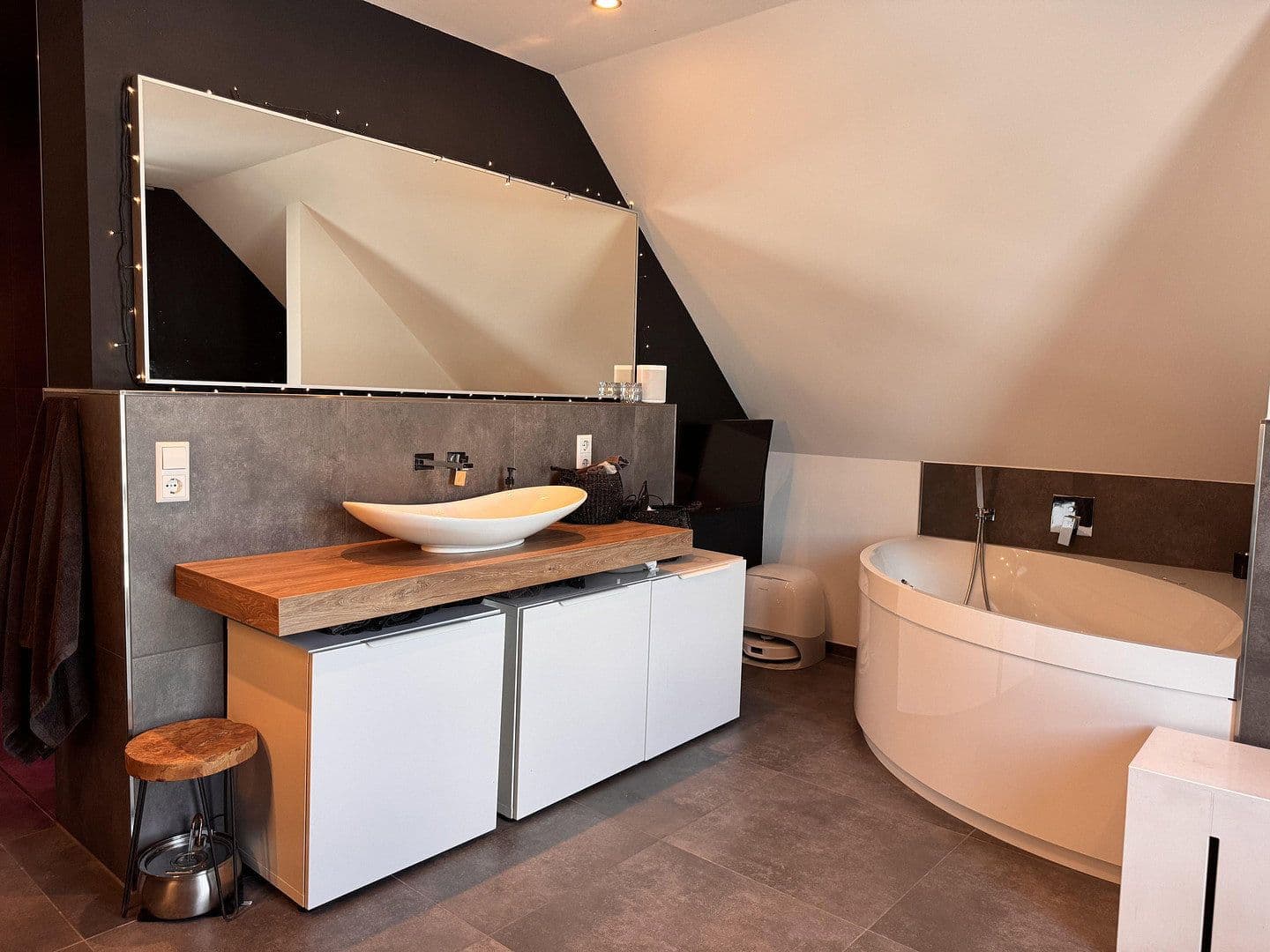 Predaj domu 200 m², pozemek 797 m², Herford, Severné Porýnie - Westfálsko Predaj domu 200 m², pozemek 797 m², Herford, Severné Porýnie - Westfálsko