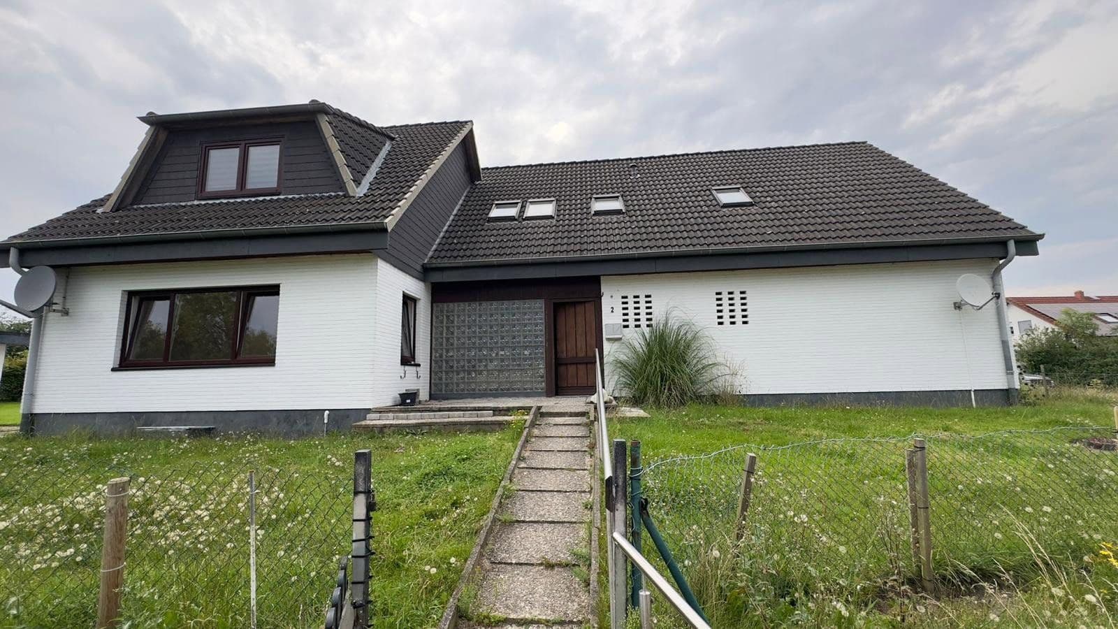 Prenájom bytu 4-izbový 100 m², Pronstorf, Šlezvicko-Holštajnsko Prenájom bytu 4-izbový 100 m², Pronstorf, Šlezvicko-Holštajnsko