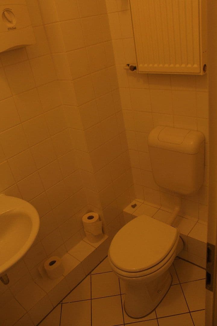 Prenájom bytu 2-izbový 59 m², Berlin, Berlín Prenájom bytu 2-izbový 59 m², Berlin, Berlín