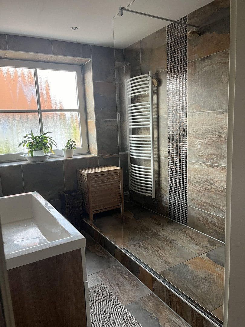 Predaj domu 98 m², pozemek 128 m², Laatzen, Dolné Sasko Predaj domu 98 m², pozemek 128 m², Laatzen, Dolné Sasko
