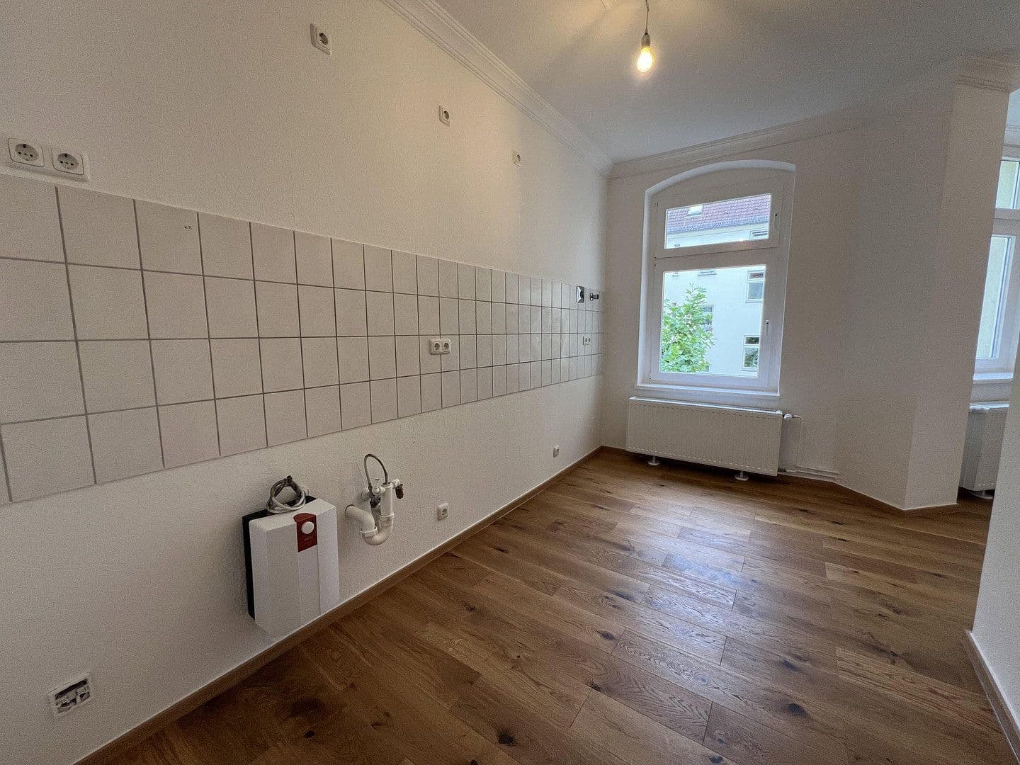 Predaj bytu 3-izbový 92 m², Berlin, Berlín Predaj bytu 3-izbový 92 m², Berlin, Berlín