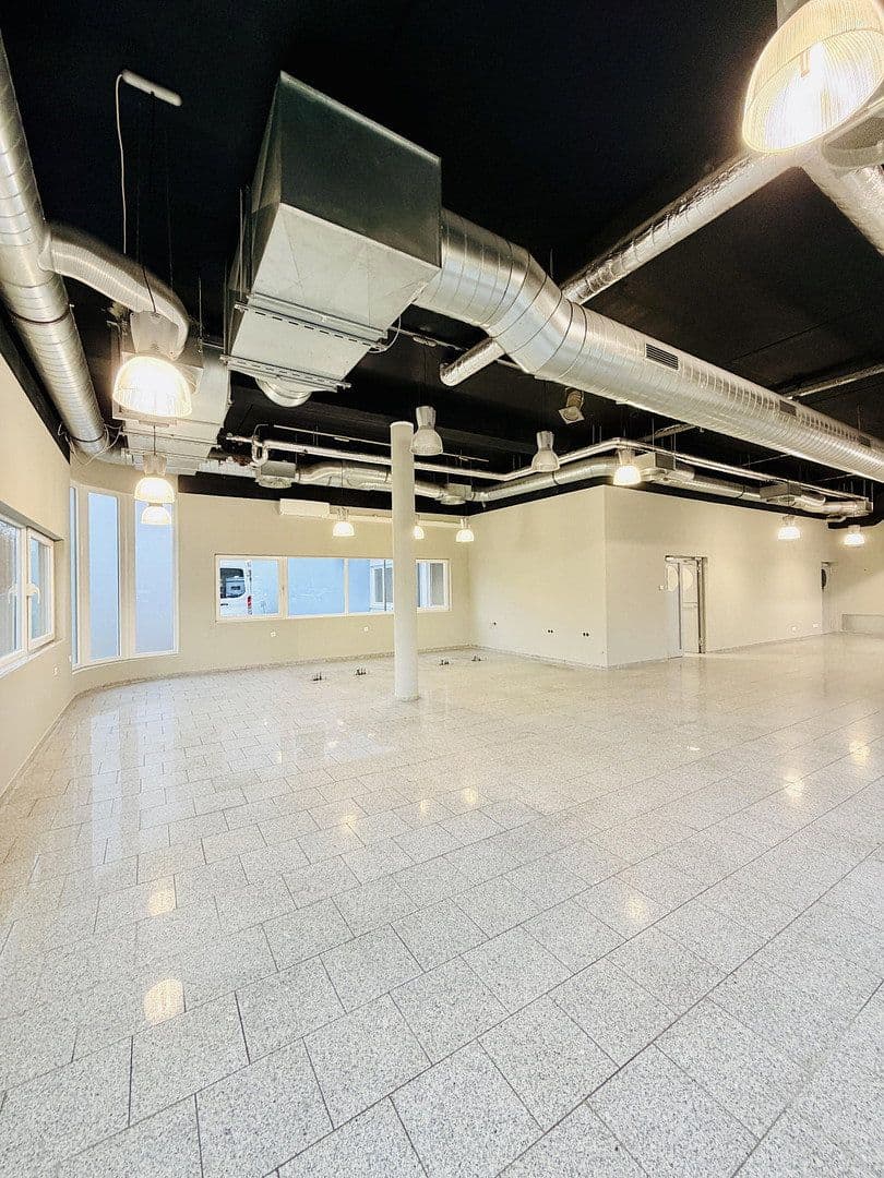 Prenájom nebytového priestoru 230 m², Draisstraße 1, Karlsbad, Bádensko-Wurttembersko Prenájom nebytového priestoru 230 m², Draisstraße 1, Karlsbad, Bádensko-Wurttembersko