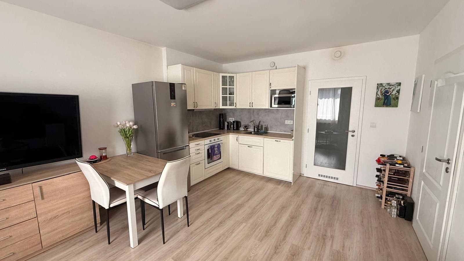 Prenájom bytu 2-izbový 55 m², Tupolevova, Praha, Praha Prenájom bytu 2-izbový 55 m², Tupolevova, Praha, Praha
