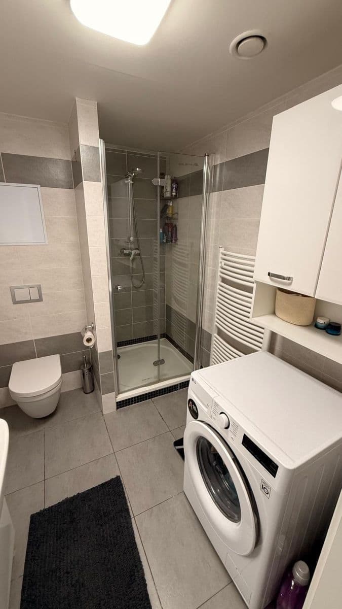 Prenájom bytu 2-izbový 55 m², Tupolevova, Praha, Praha Prenájom bytu 2-izbový 55 m², Tupolevova, Praha, Praha