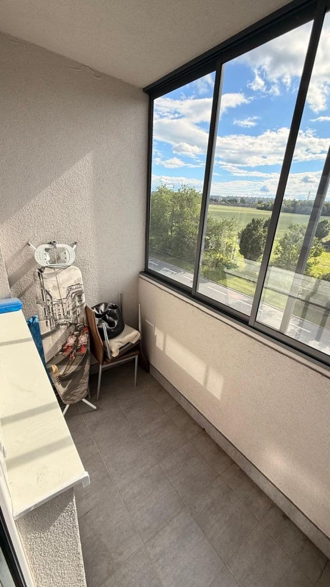 Prenájom bytu 2-izbový 55 m², Tupolevova, Praha, Praha Prenájom bytu 2-izbový 55 m², Tupolevova, Praha, Praha