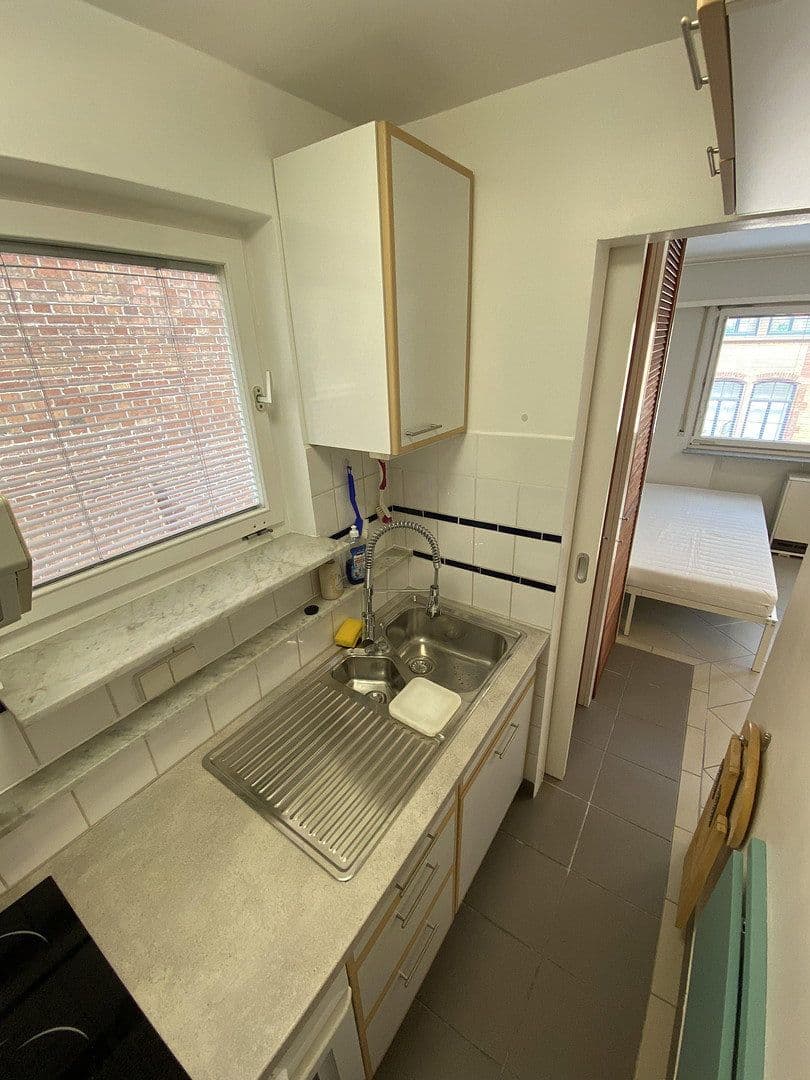 Prenájom bytu 1-izbový 25 m², Mozartstraße 5, Stuttgart, Bádensko-Wurttembersko Prenájom bytu 1-izbový 25 m², Mozartstraße 5, Stuttgart, Bádensko-Wurttembersko