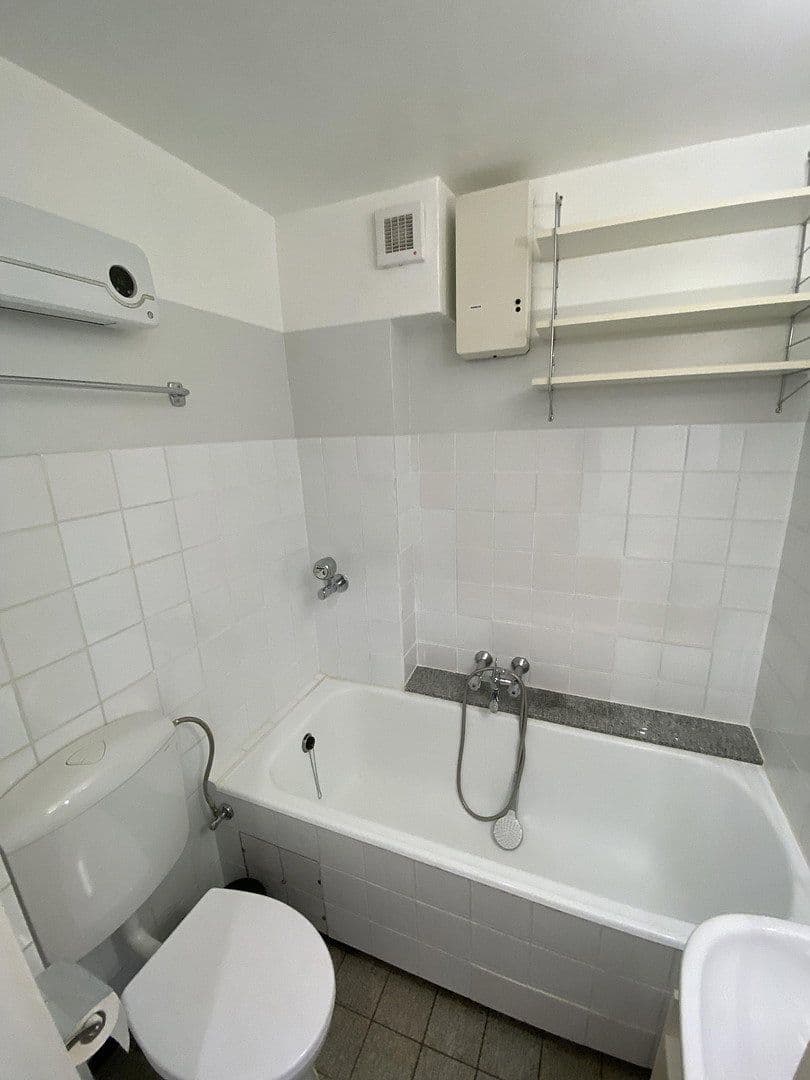 Prenájom bytu 1-izbový 25 m², Mozartstraße 5, Stuttgart, Bádensko-Wurttembersko Prenájom bytu 1-izbový 25 m², Mozartstraße 5, Stuttgart, Bádensko-Wurttembersko