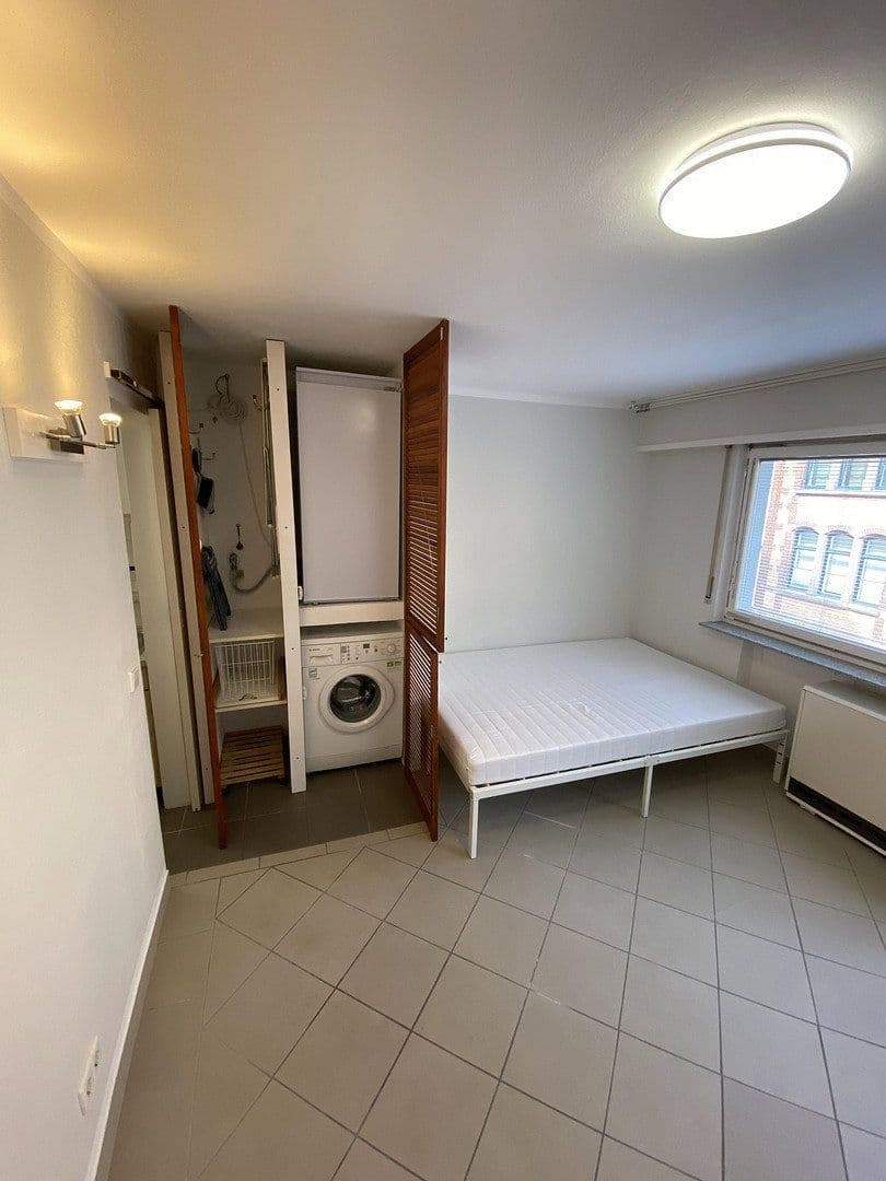 Prenájom bytu 1-izbový 25 m², Mozartstraße 5, Stuttgart, Bádensko-Wurttembersko Prenájom bytu 1-izbový 25 m², Mozartstraße 5, Stuttgart, Bádensko-Wurttembersko