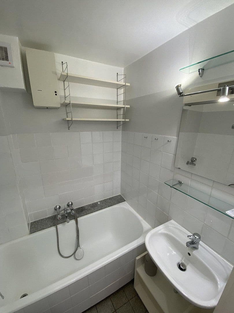 Prenájom bytu 1-izbový 25 m², Mozartstraße 5, Stuttgart, Bádensko-Wurttembersko Prenájom bytu 1-izbový 25 m², Mozartstraße 5, Stuttgart, Bádensko-Wurttembersko