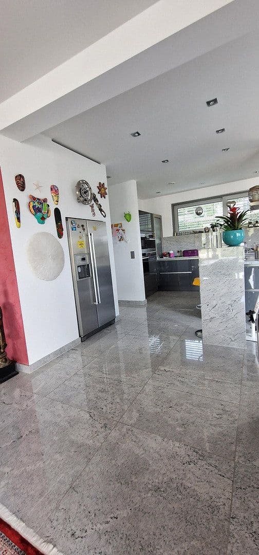Predaj domu 369 m², pozemek 1.221 m², Bingen am Rhein, Porýnie-Falcko Predaj domu 369 m², pozemek 1.221 m², Bingen am Rhein, Porýnie-Falcko