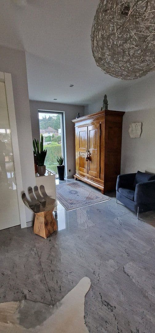 Predaj domu 369 m², pozemek 1.221 m², Bingen am Rhein, Porýnie-Falcko Predaj domu 369 m², pozemek 1.221 m², Bingen am Rhein, Porýnie-Falcko