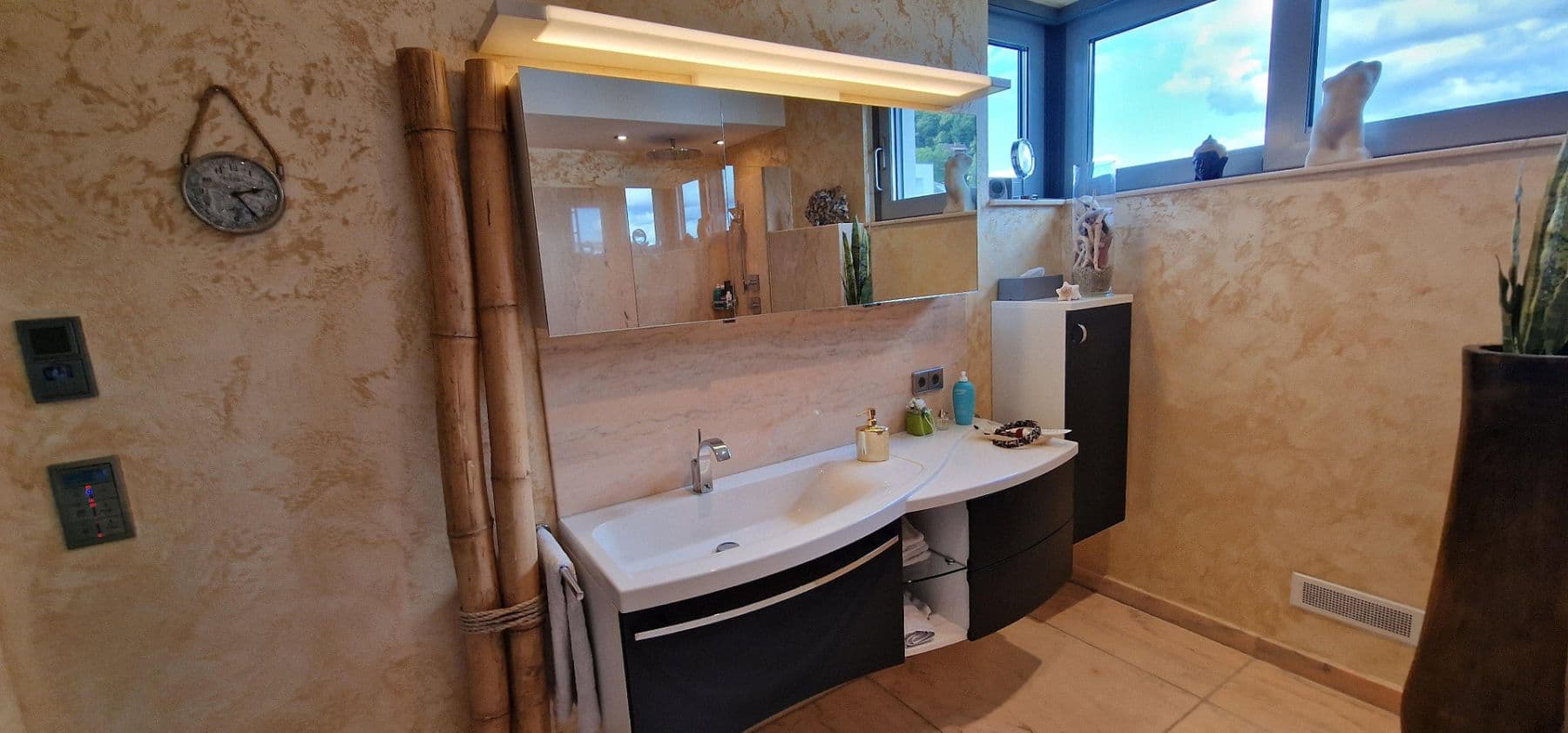 Predaj domu 369 m², pozemek 1.221 m², Bingen am Rhein, Porýnie-Falcko Predaj domu 369 m², pozemek 1.221 m², Bingen am Rhein, Porýnie-Falcko