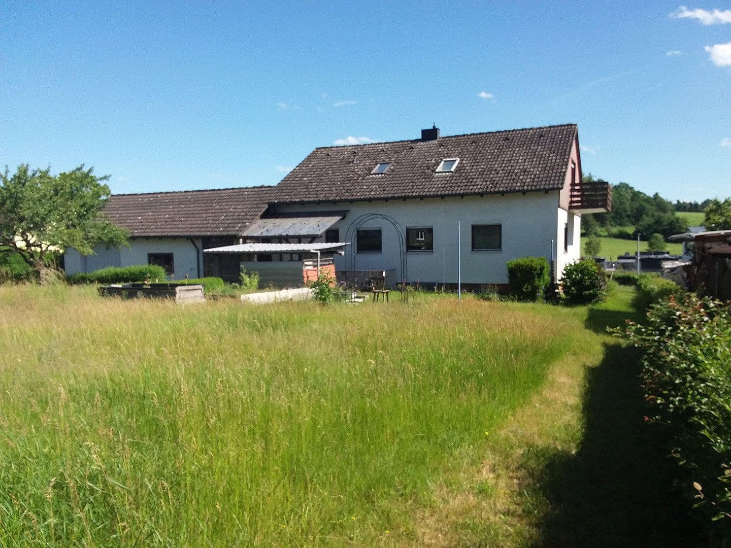 Predaj domu 144 m², pozemek 1.472 m², Kreßberg, Bádensko-Wurttembersko Predaj domu 144 m², pozemek 1.472 m², Kreßberg, Bádensko-Wurttembersko