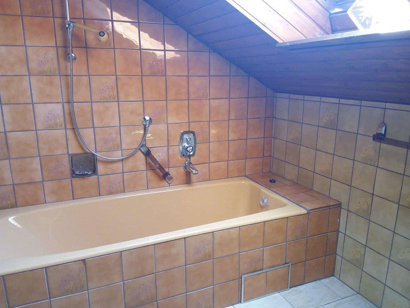 Predaj domu 144 m², pozemek 1.472 m², Kreßberg, Bádensko-Wurttembersko Predaj domu 144 m², pozemek 1.472 m², Kreßberg, Bádensko-Wurttembersko