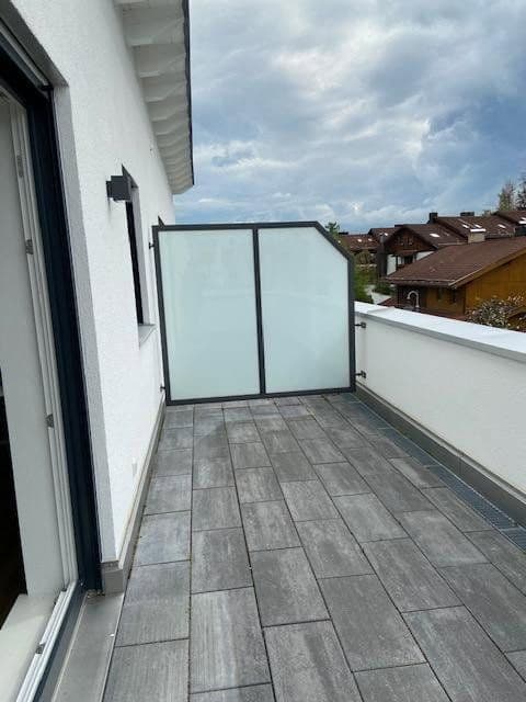 Prenájom bytu 2-izbový 53 m², Holzkirchen, Bavorsko Prenájom bytu 2-izbový 53 m², Holzkirchen, Bavorsko