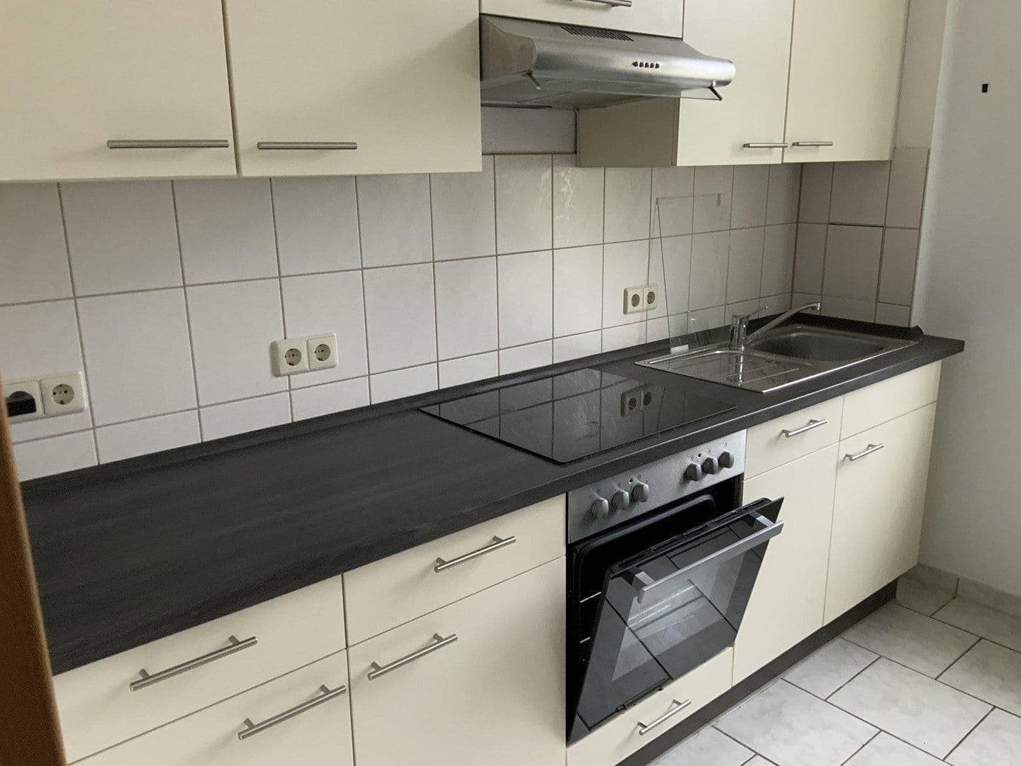 Prenájom bytu 2-izbový 51 m², Kantstraße, Chemnitz, Sasko Prenájom bytu 2-izbový 51 m², Kantstraße, Chemnitz, Sasko